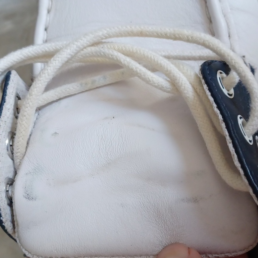 Lacoste leather shoes - Picture 9 of 12